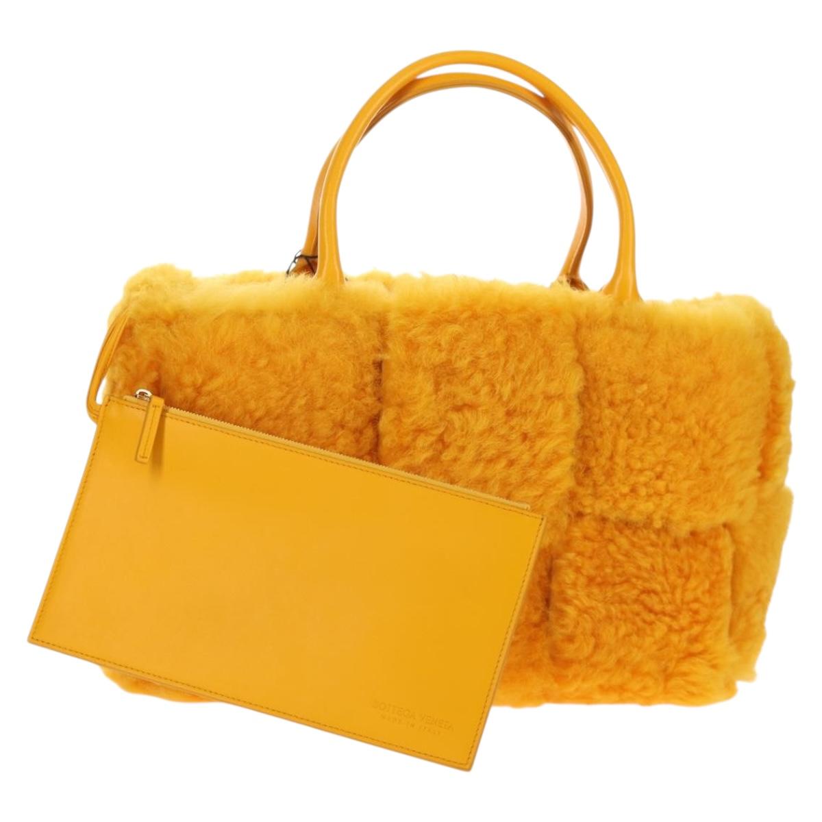 BOTTEGA VENETA MAXI INTRECCIATO The Alco Bag Mouton Yellow 652867 Auth sw1604M
