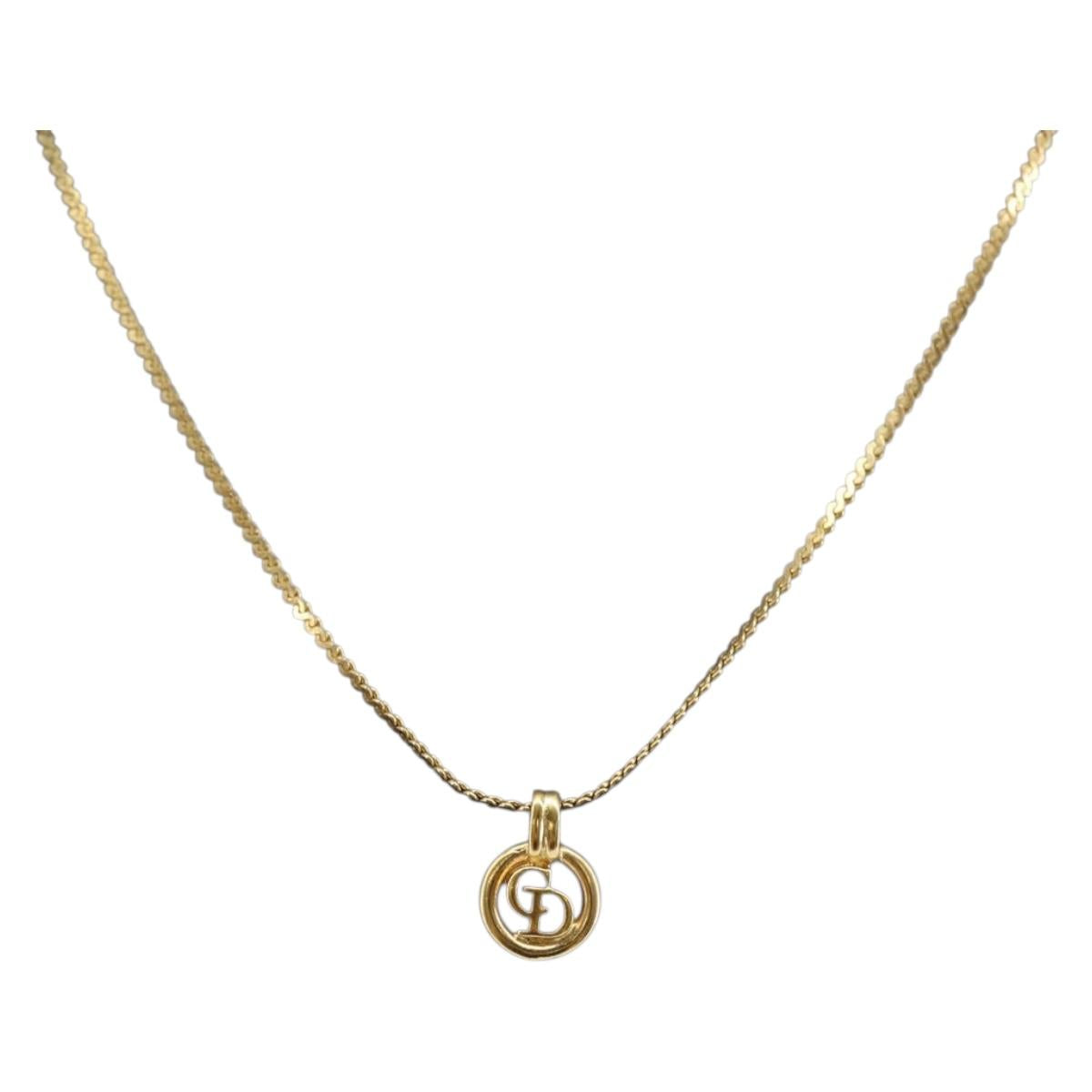 Christian Dior Necklace metal Gold Auth sw1617