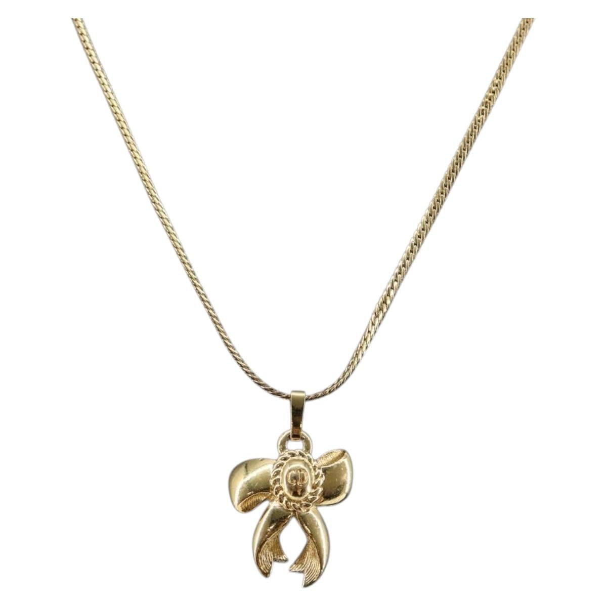 Christian Dior Necklace metal Gold Auth sw1692