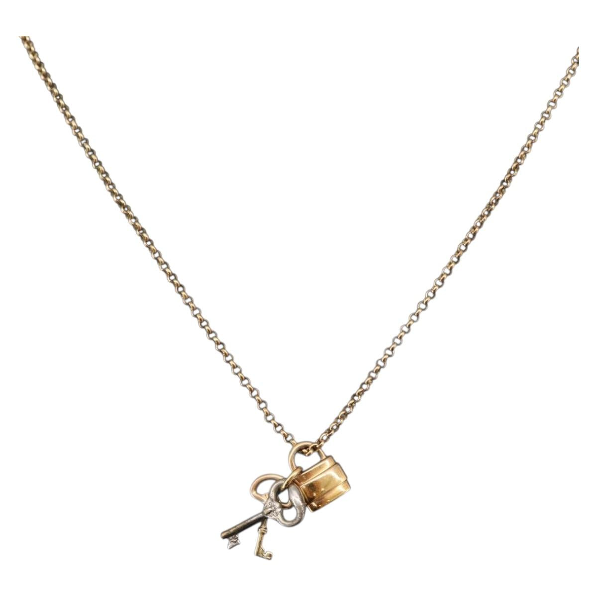 Chloe Necklace metal Gold Auth SW2372