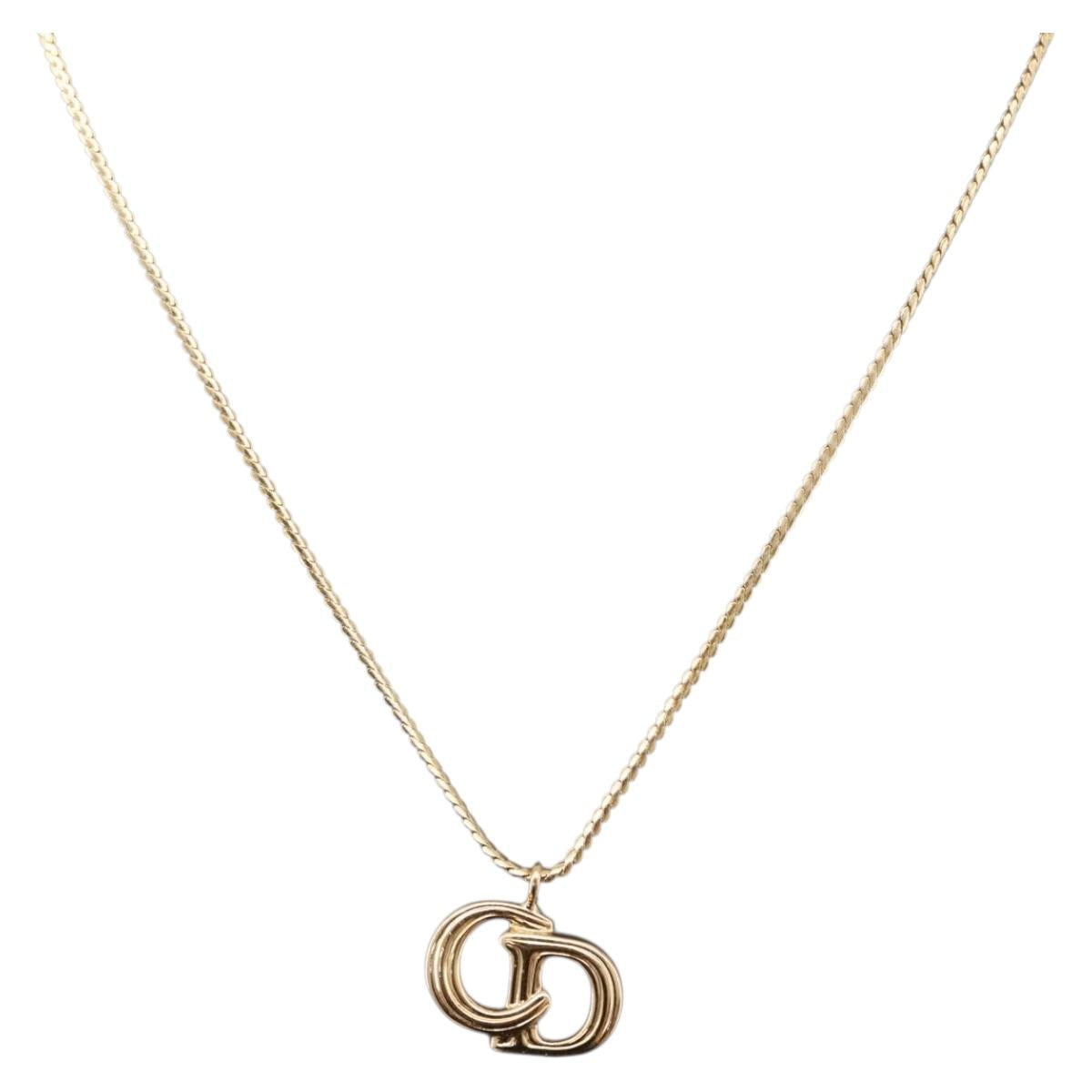 Christian Dior Necklace metal Gold Auth SW2437