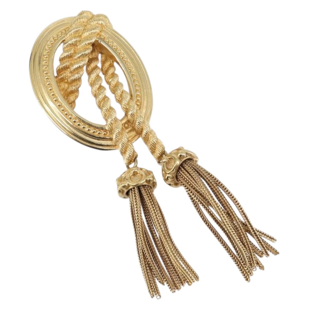 Christian Dior Brooch metal Gold Tone Auth SW2813V