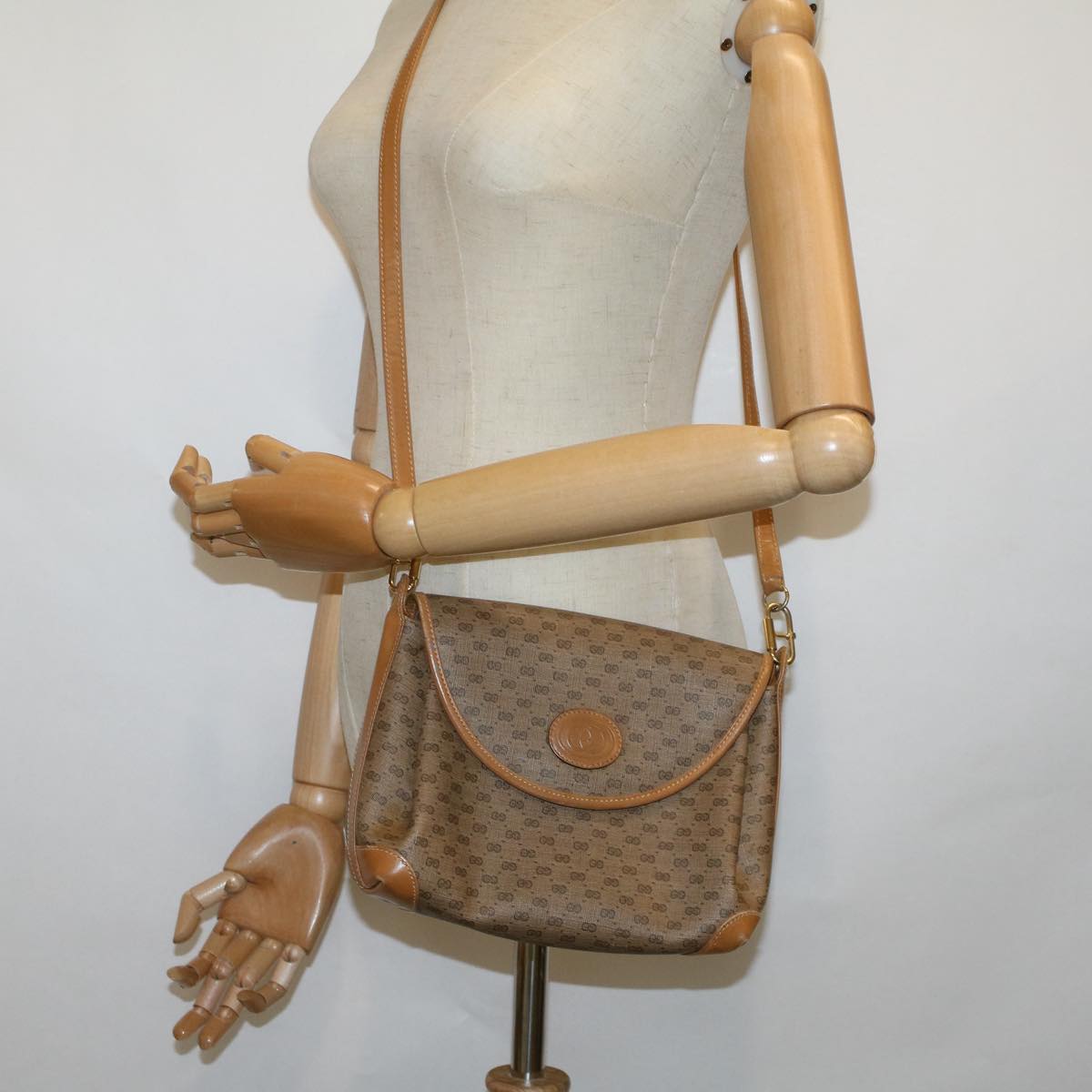 GUCCI Micro GG Canvas Shoulder Bag PVC Leather Beige Auth th4136