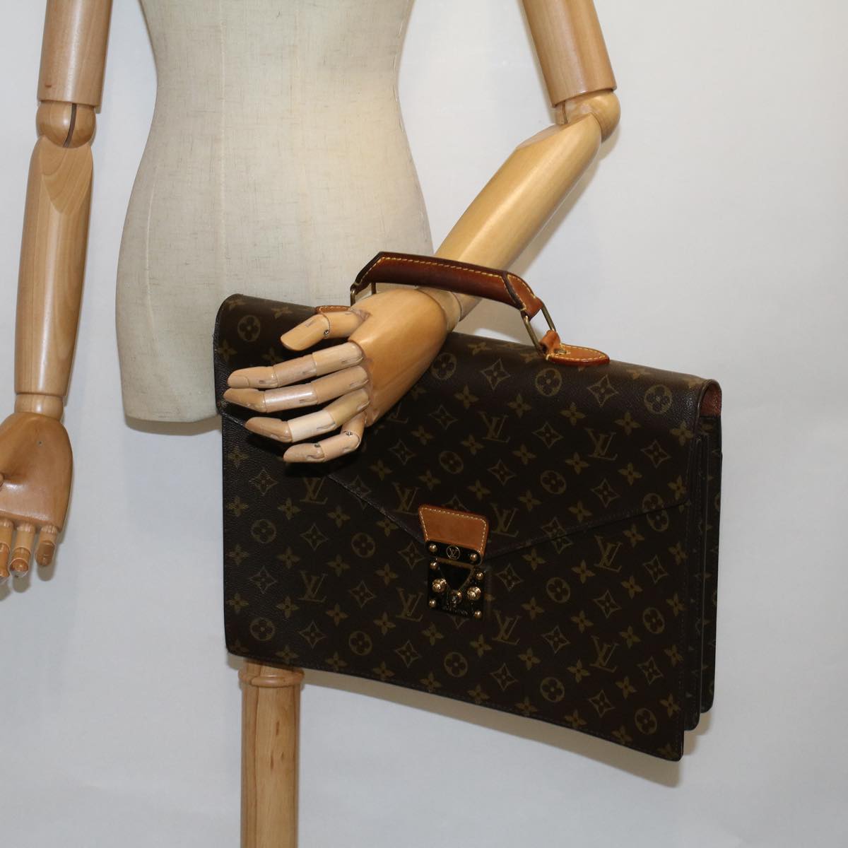 LOUIS VUITTON Monogram Serviette Conseiller Briefcase M53331 LV Auth th4164