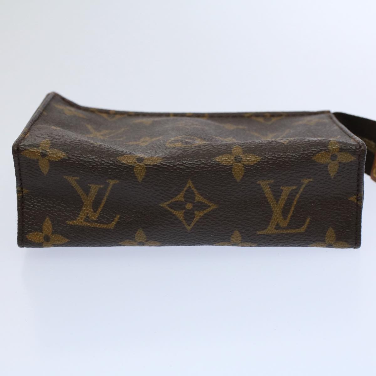 LOUIS VUITTON Monogram Poche Toilette 15 Pouch M47546 LV Auth th4338