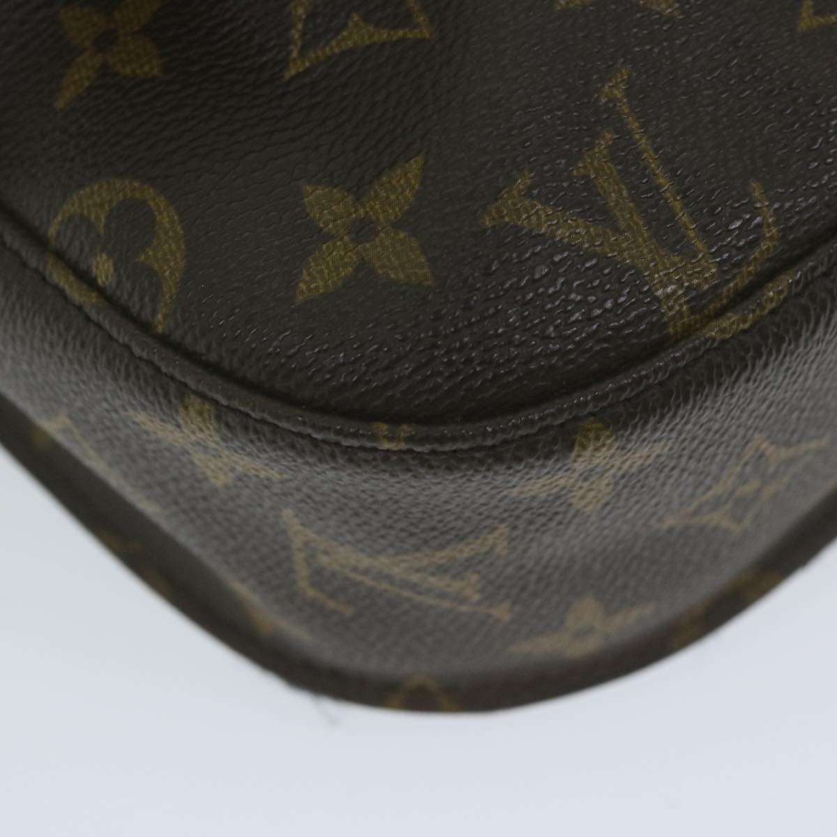 LOUIS VUITTON Monogram Saint Cloud GM Shoulder Bag M51242 LV Auth th4455