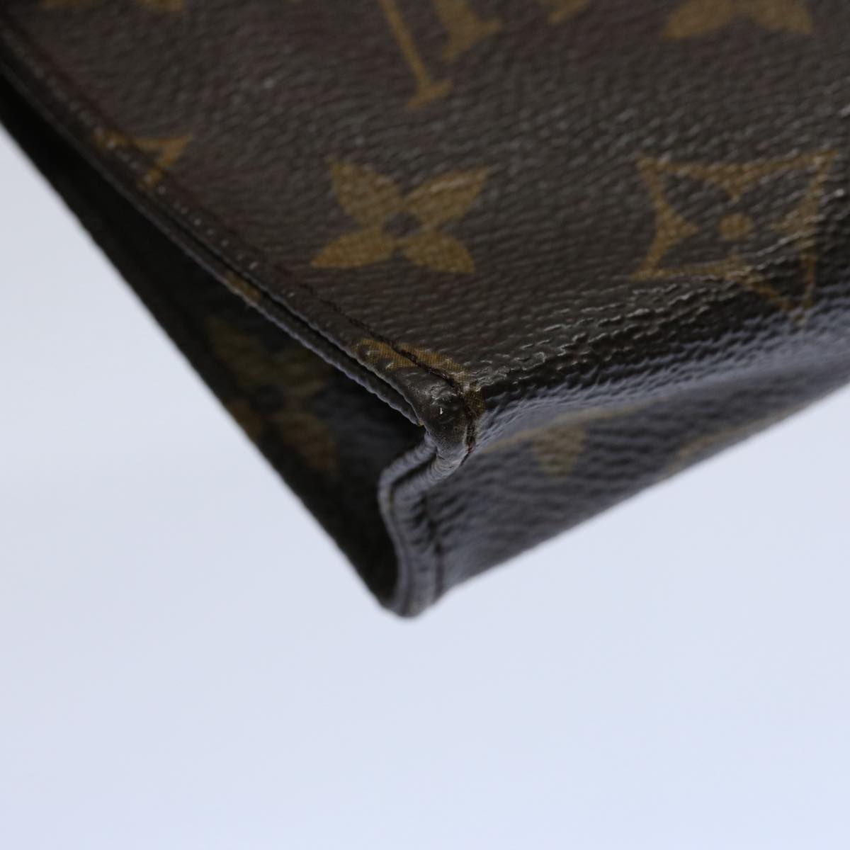 LOUIS VUITTON Monogram Poche Toilette 15 Pouch M47546 LV Auth th4472