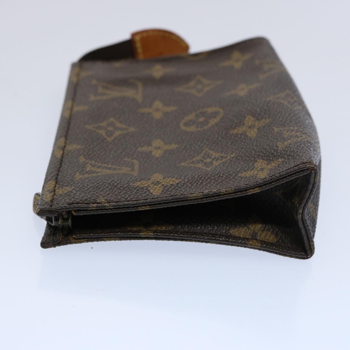 LOUIS VUITTON Monogram Poche Toilette 15 Pouch M47546 LV Auth th4472