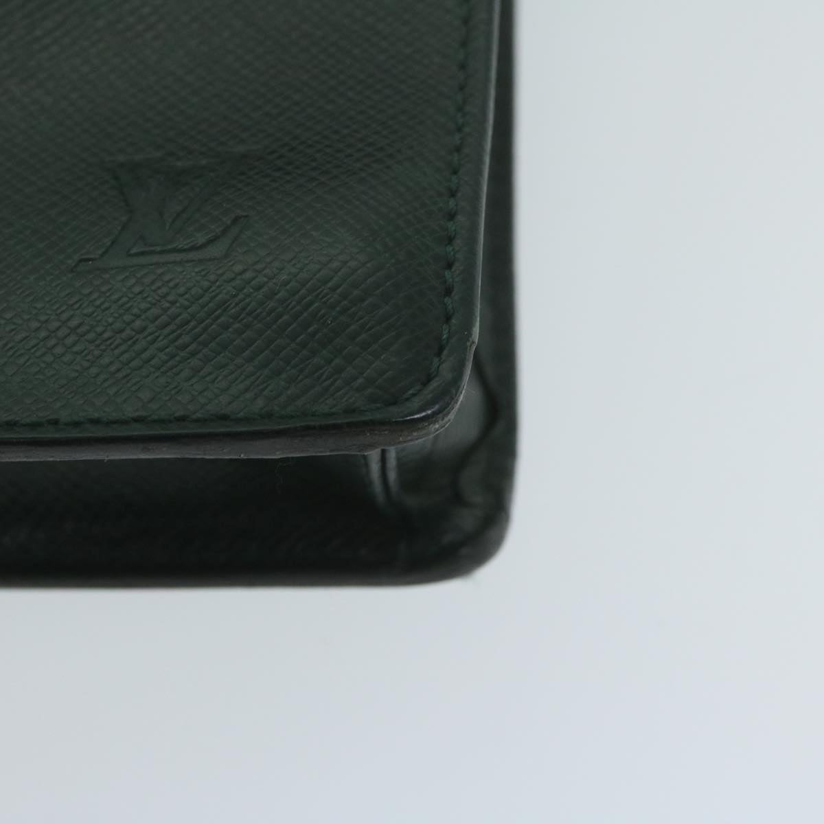 LOUIS VUITTON Taiga Serviette Kourad Business Bag Epicea M30074 LV Auth th4474