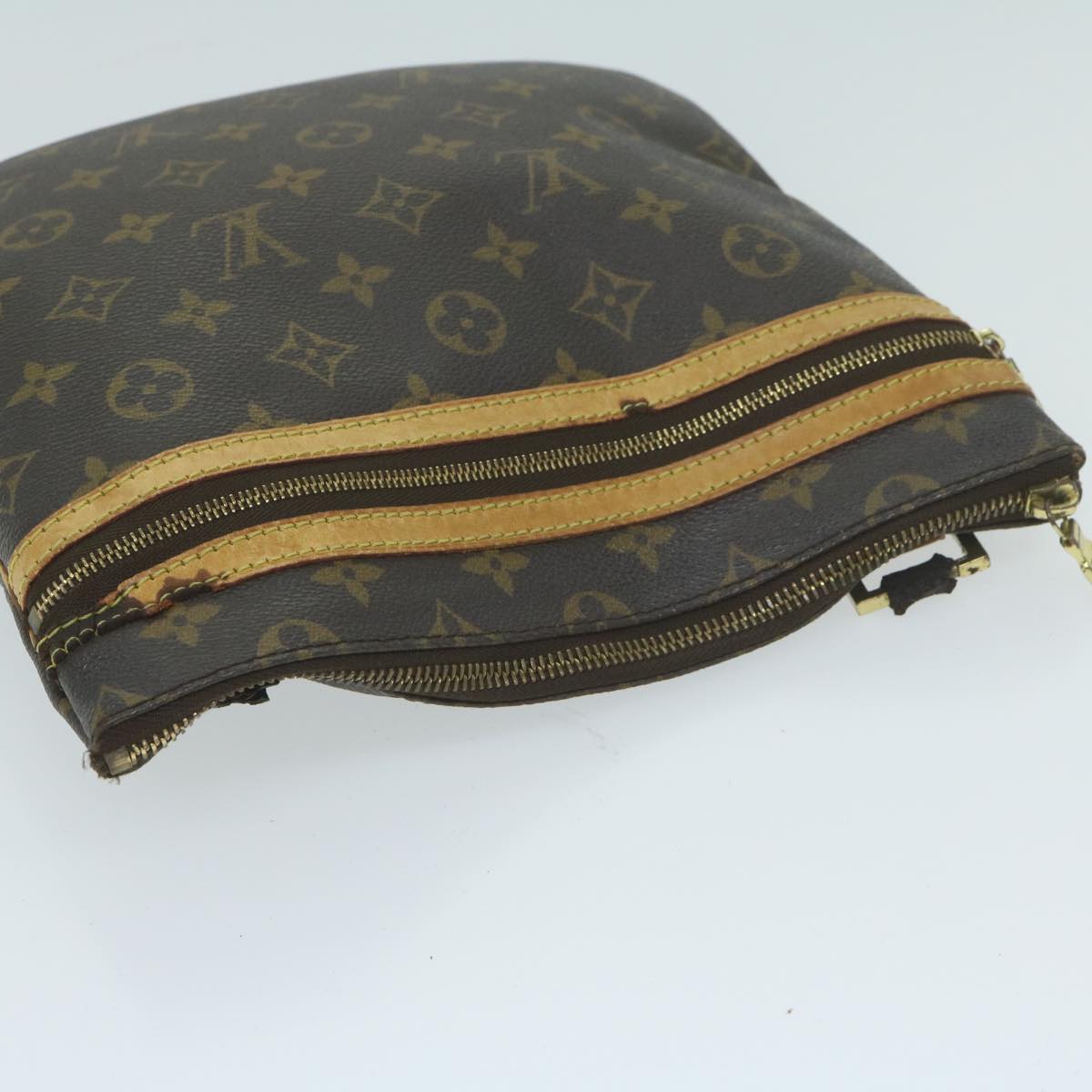 LOUIS VUITTON Monogram Pochette Bosphore Shoulder Bag M40044 LV Auth th4478