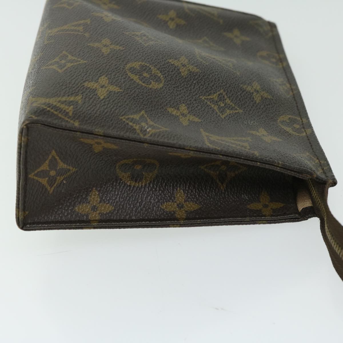 LOUIS VUITTON Monogram Poche Toilette 19 Pouch M47544 LV Auth th4590