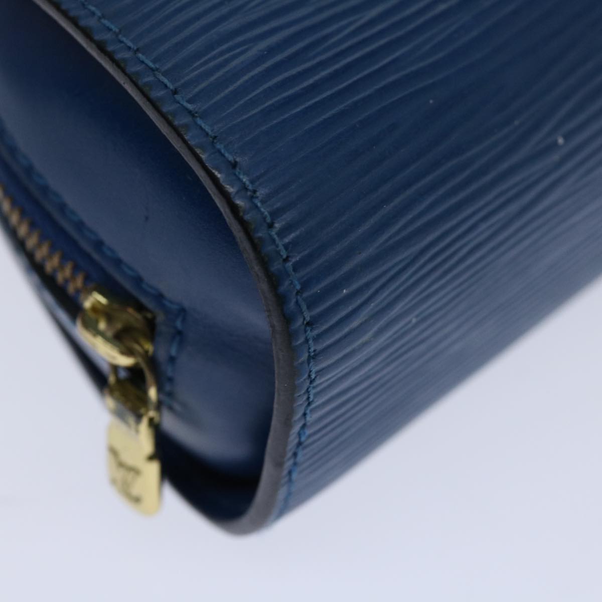 LOUIS VUITTON Epi Dauphine PM Pouch Blue M48445 LV Auth th4603