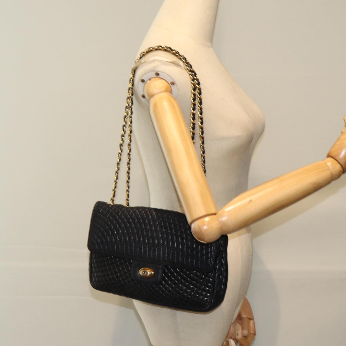 BALLY Chain Shoulder Bag Leather Navy Auth th5172