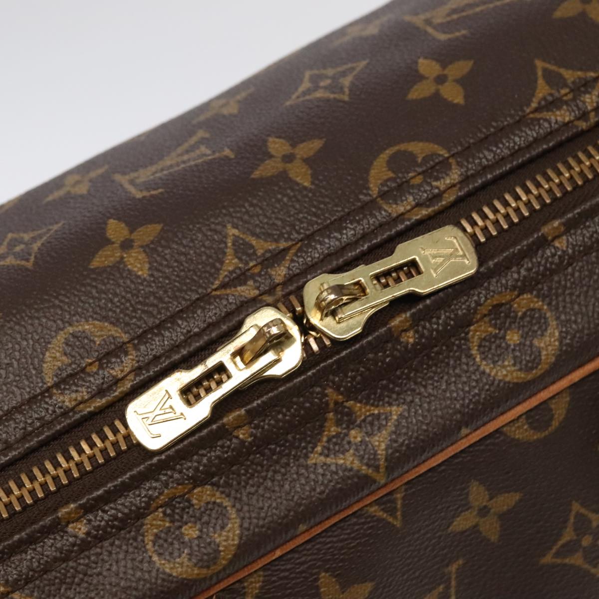 LOUIS VUITTON Monogram Sirius 45 Boston Bag M41408 LV Auth th5436