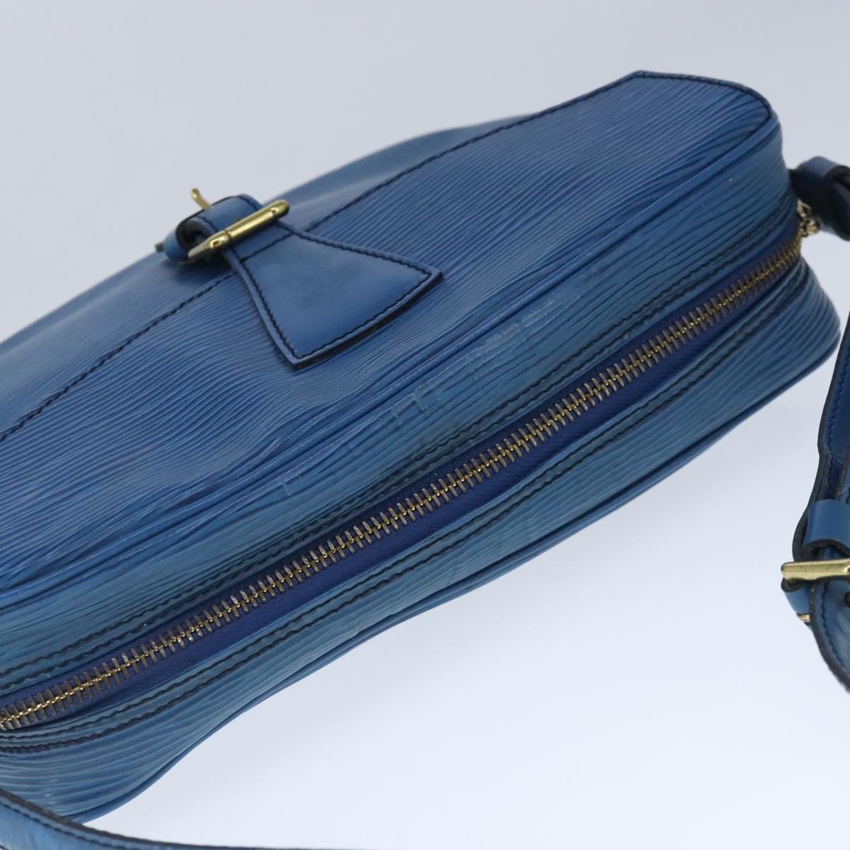 LOUIS VUITTON Epi June Feuille Shoulder Bag Blue M52155 LV Auth th5470