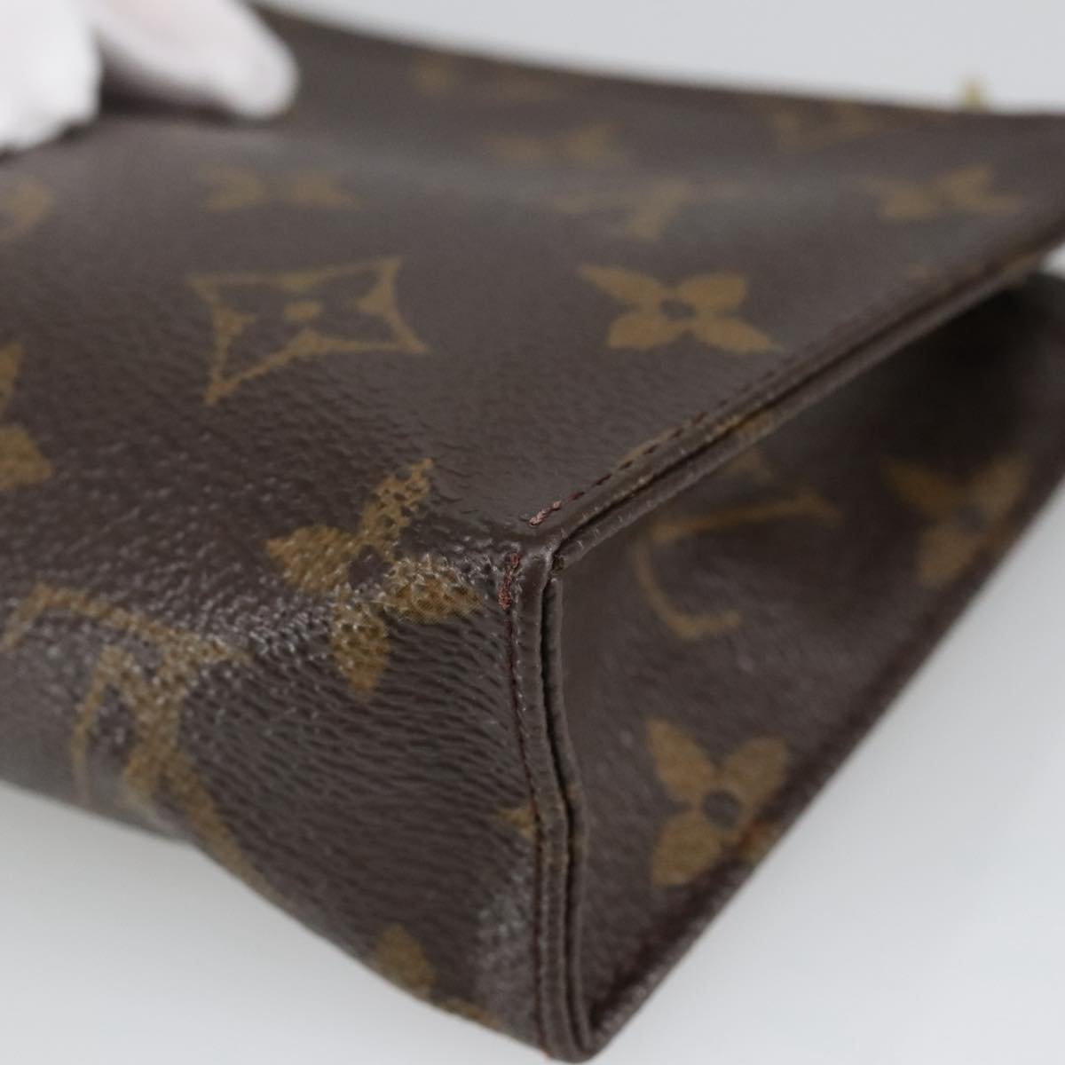 LOUIS VUITTON Monogram Poche Toilette 15 Pouch M47546 LV Auth th5482