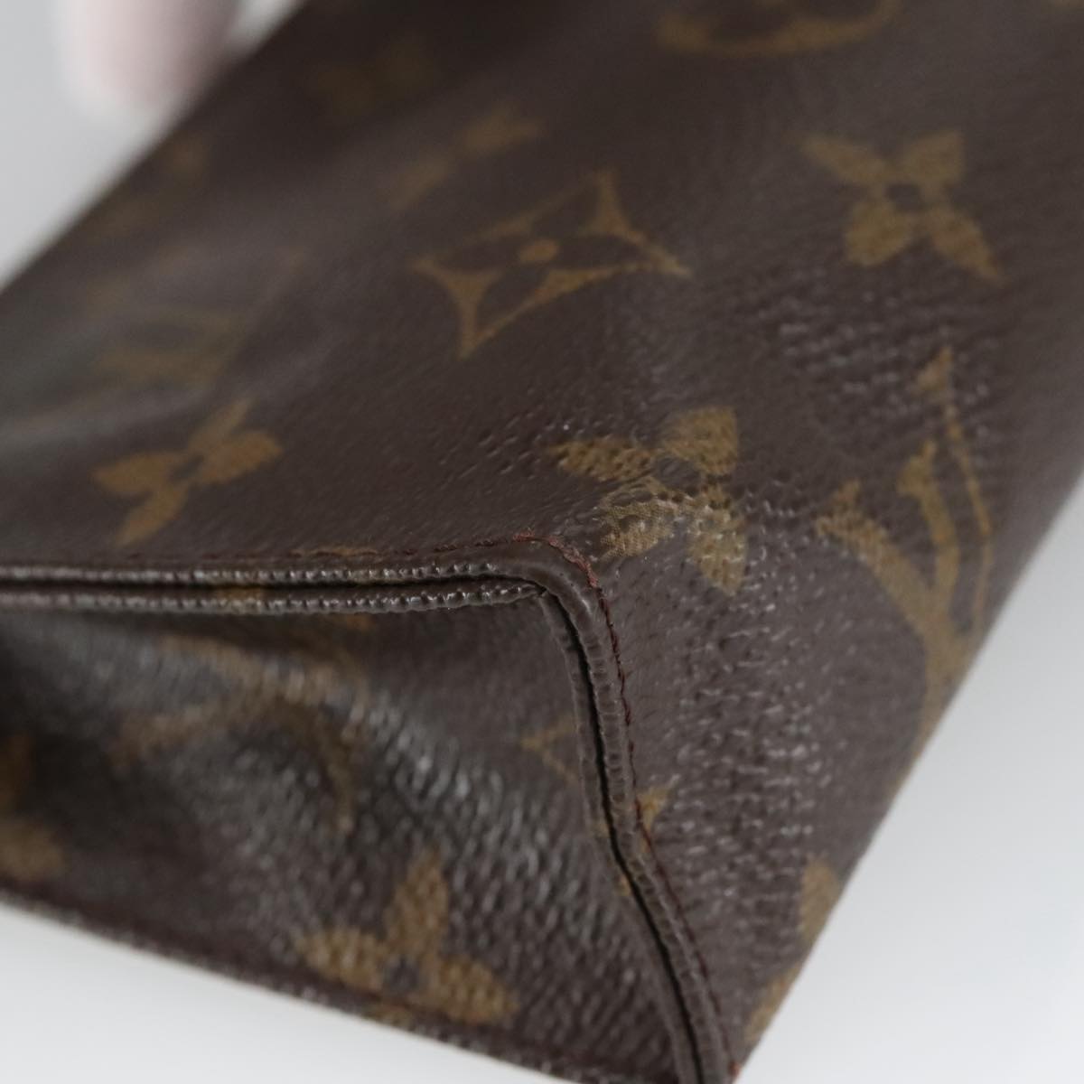 LOUIS VUITTON Monogram Poche Toilette 15 Pouch M47546 LV Auth th5482