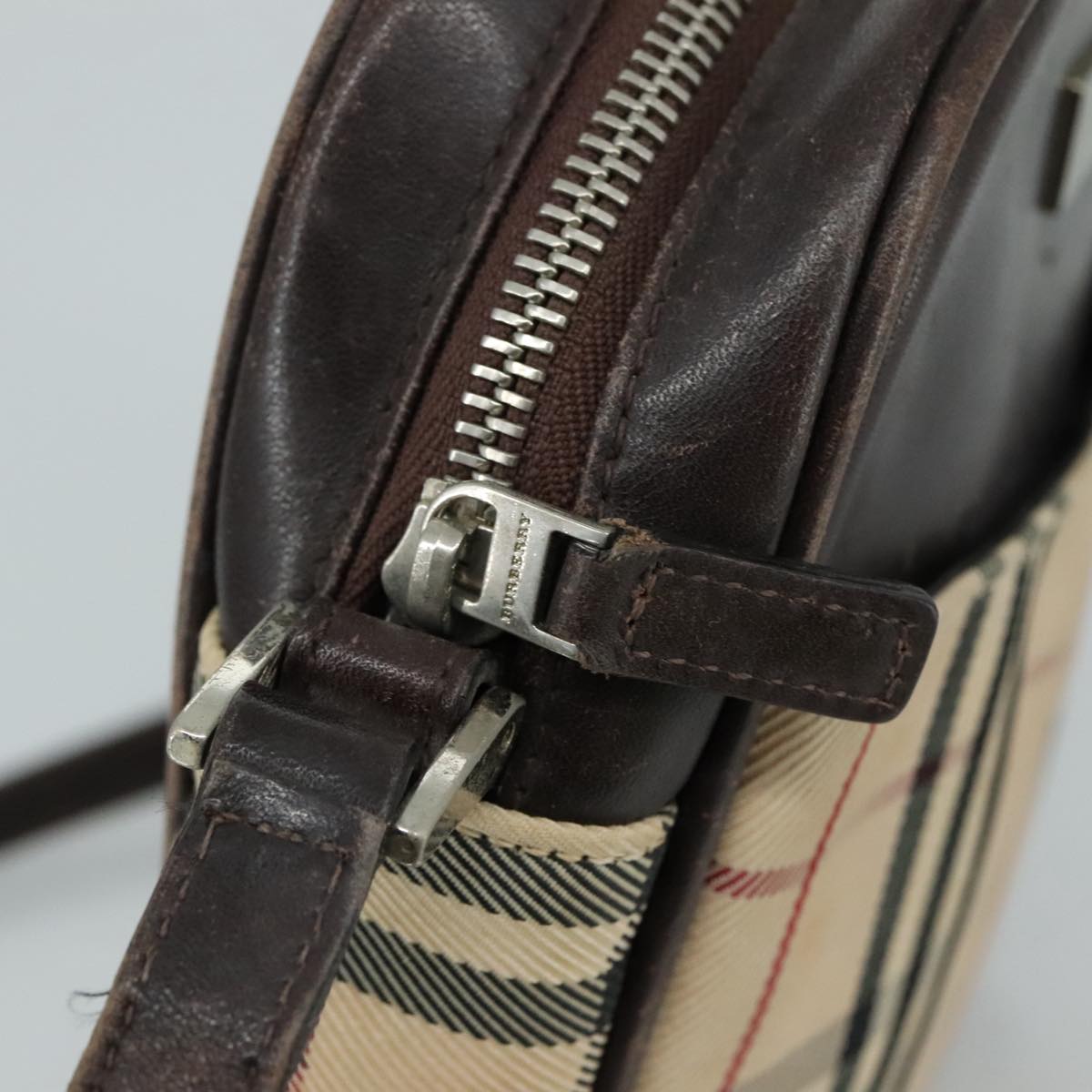 BURBERRY Nova Check Shoulder Bag Canvas Beige Auth th5516