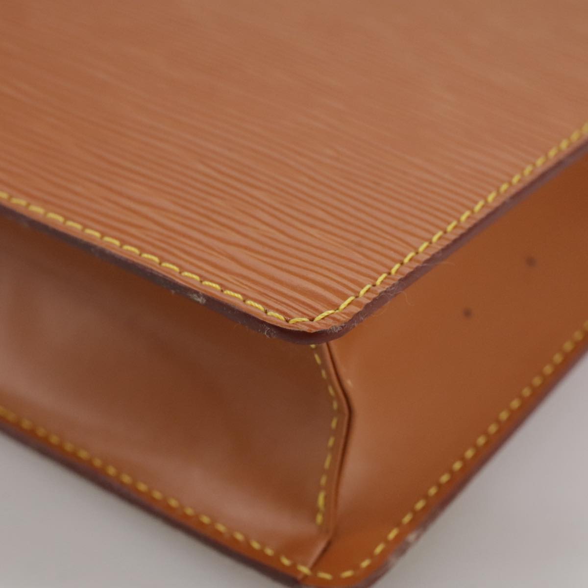 LOUIS VUITTON Epi Pochette Homme Clutch Bag Zipangu Gold M52528 LV Auth th5570