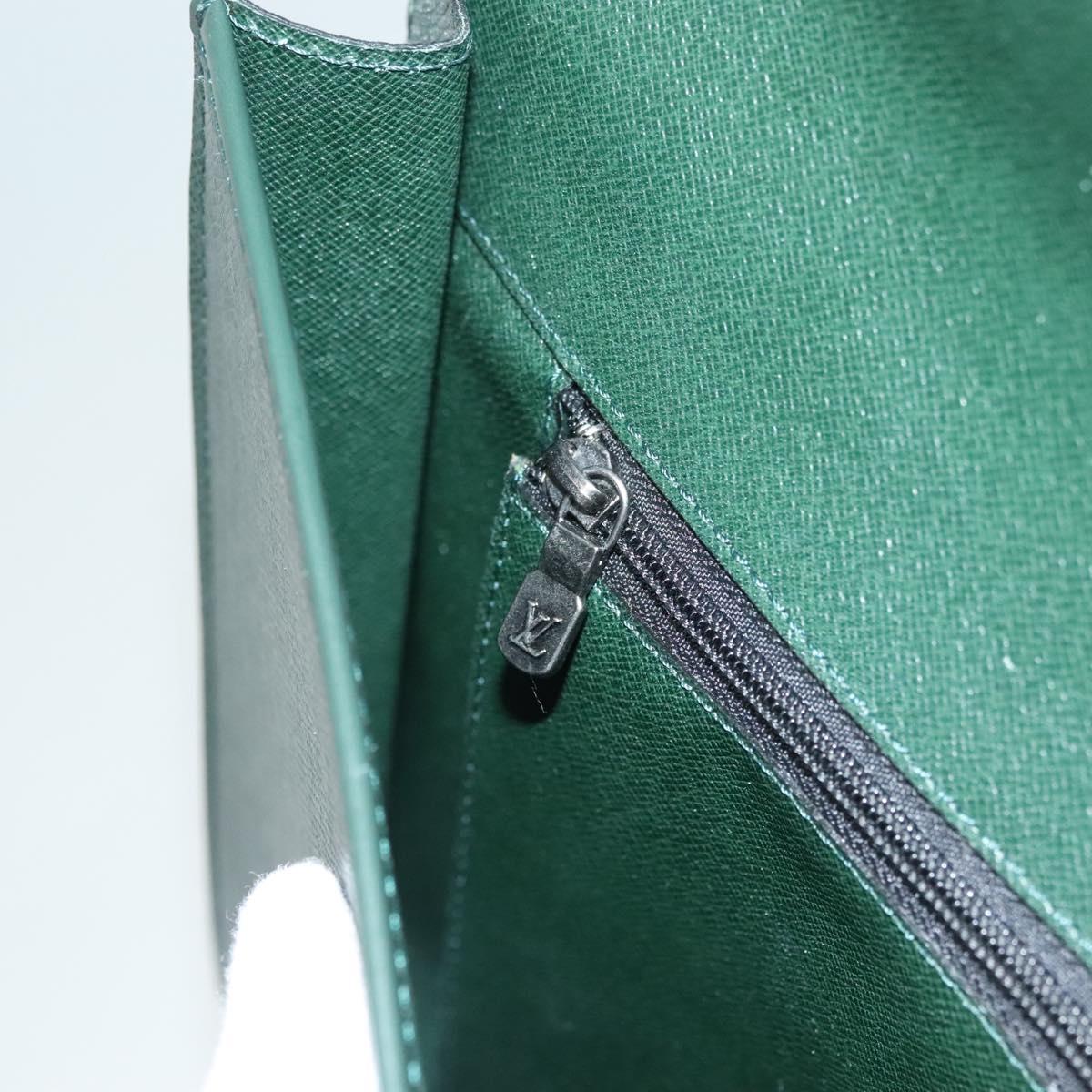 LOUIS VUITTON Taiga Leather Volga Briefcase Epicea M30204 LV Auth th6095