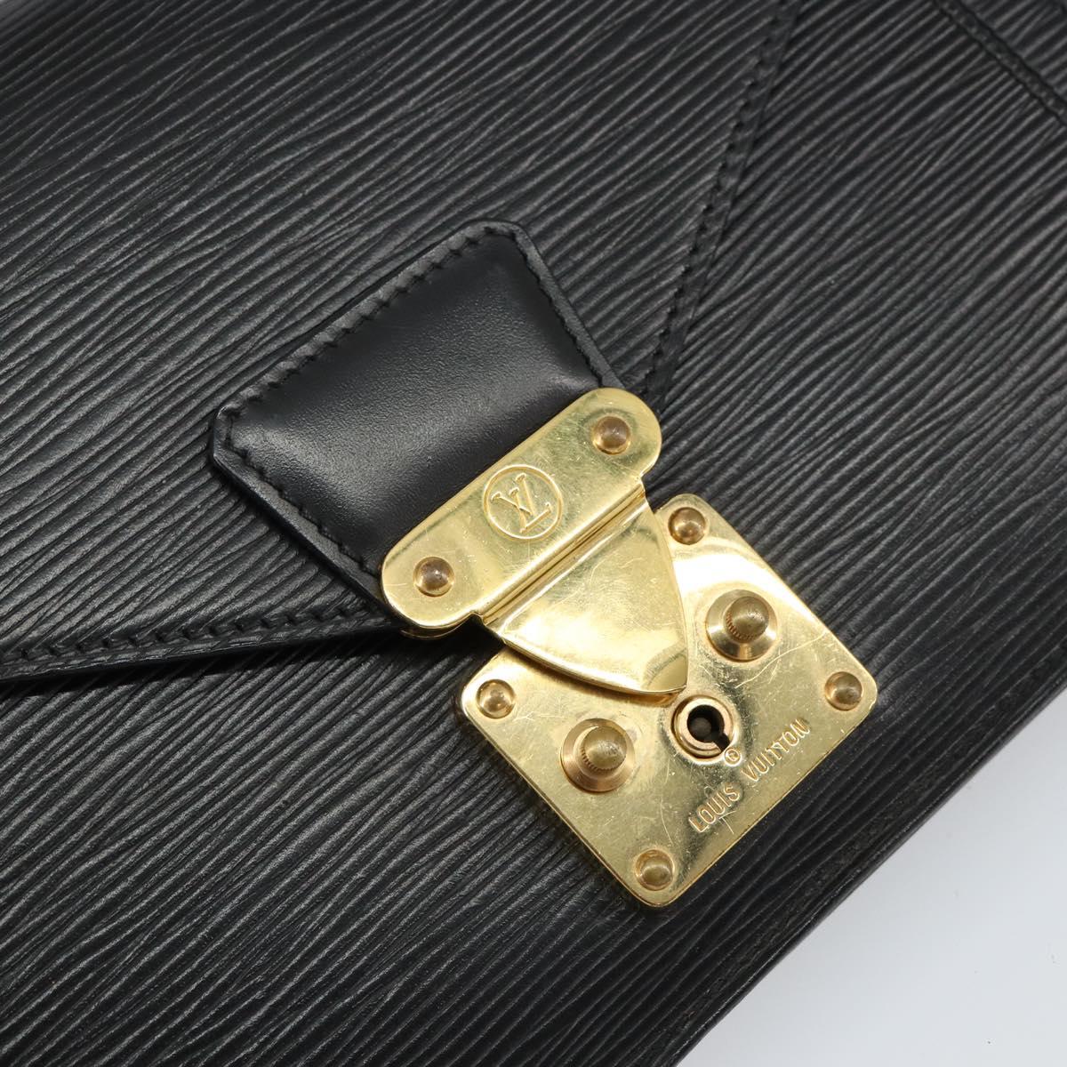 LOUIS VUITTON Epi Serie Dragonne Clutch Bag Black Noir M52612 LV Auth th6377