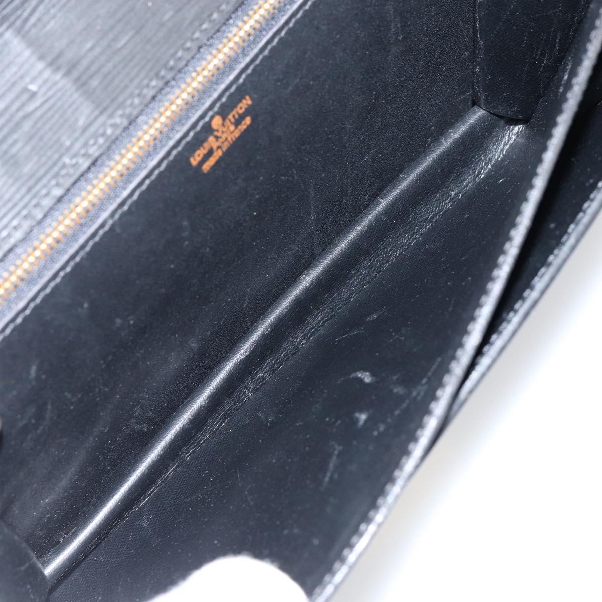 LOUIS VUITTON Epi Serie Dragonne Clutch Bag Black Noir M52612 LV Auth th6377