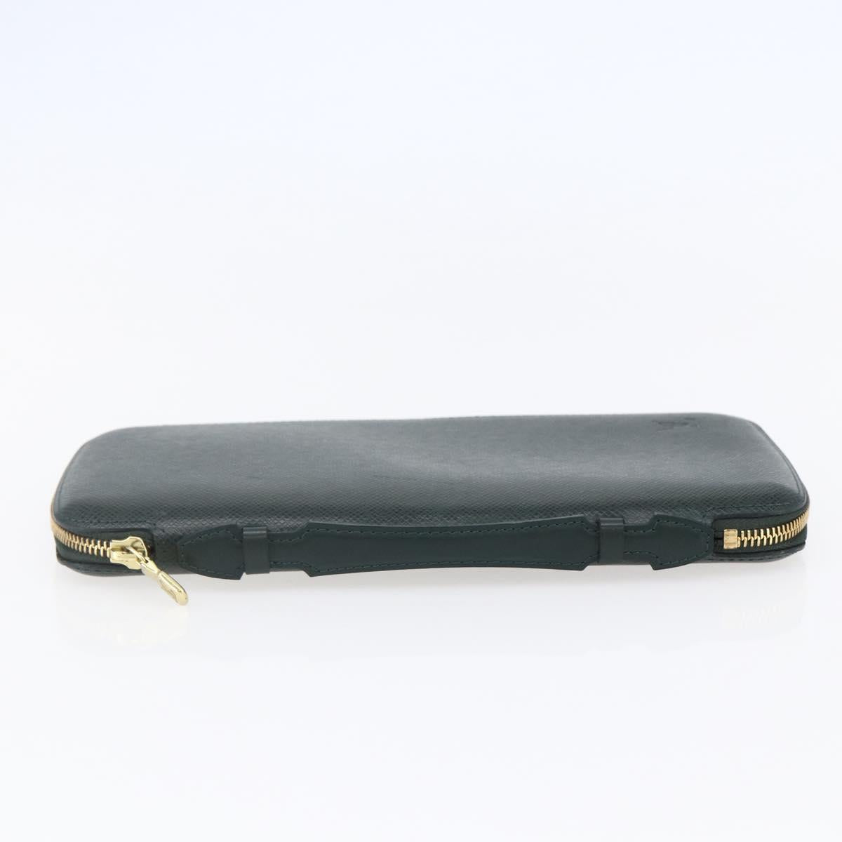 LOUIS VUITTON Taiga Organizer Atholl Travel Case Epicea M30654 LV Auth th6413