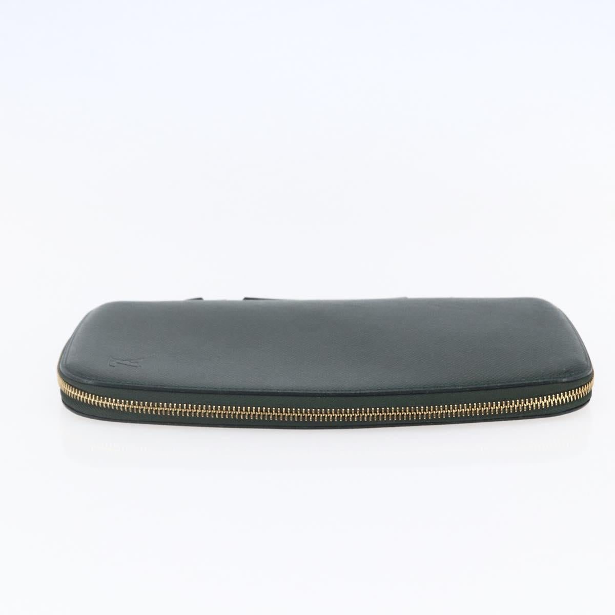 LOUIS VUITTON Taiga Organizer Atholl Travel Case Epicea M30654 LV Auth th6413