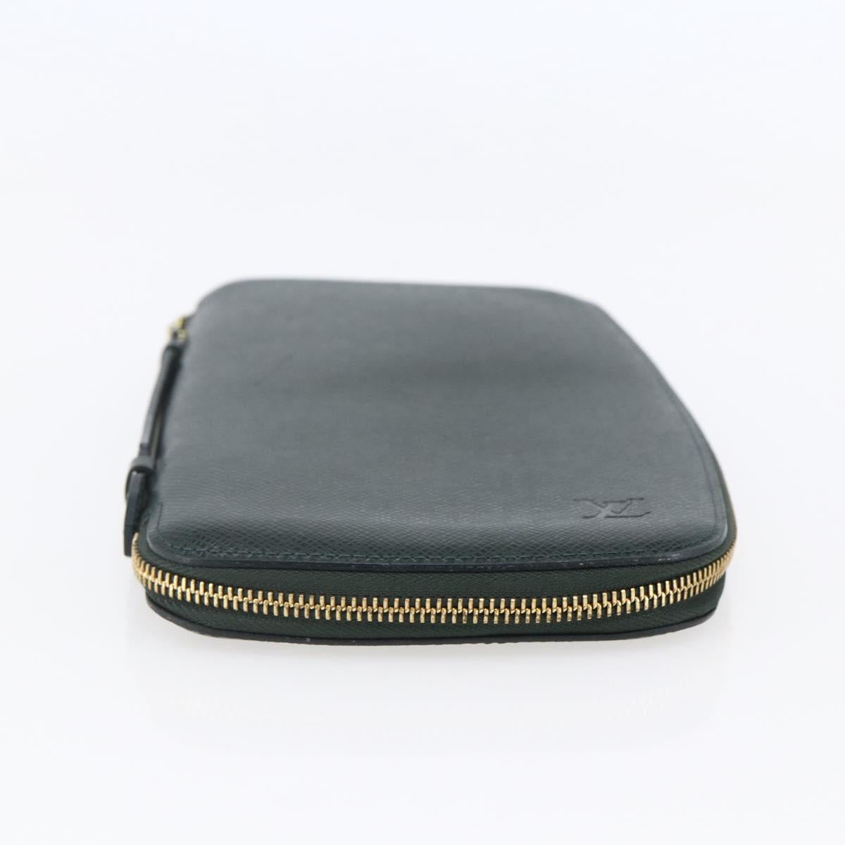 LOUIS VUITTON Taiga Organizer Atholl Travel Case Epicea M30654 LV Auth th6413