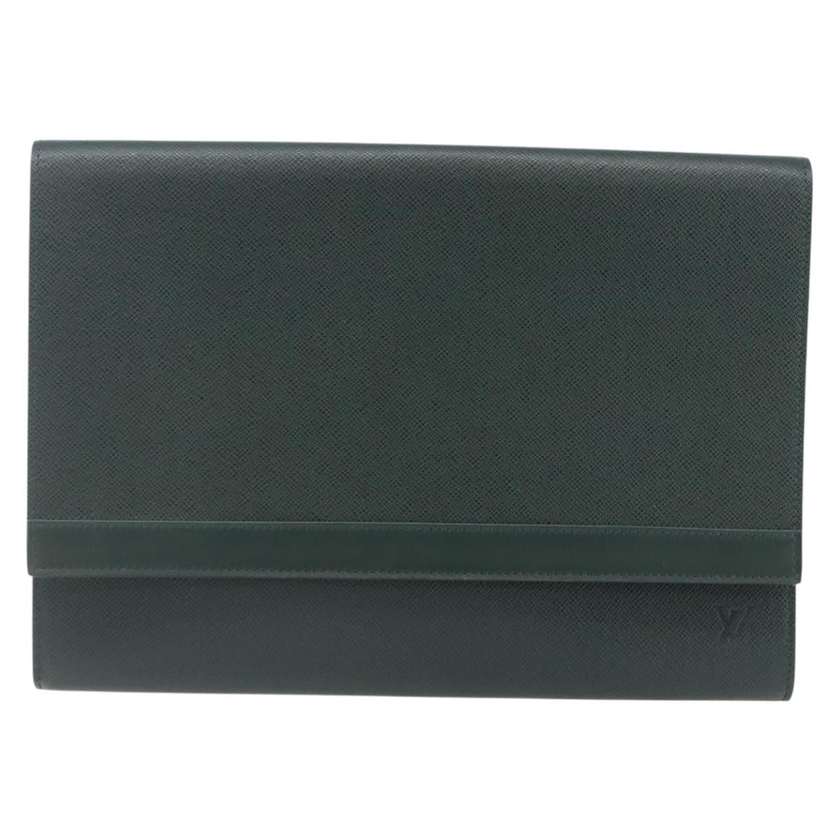 LOUIS VUITTON Taiga Leather Clutch Bag Epicea MI0924 LV Auth th6424