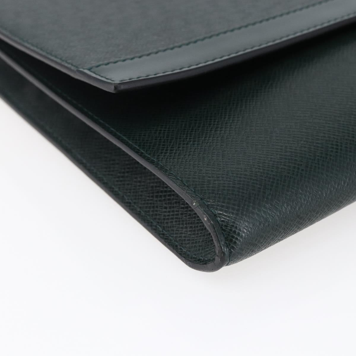 LOUIS VUITTON Taiga Leather Clutch Bag Epicea MI0924 LV Auth th6424