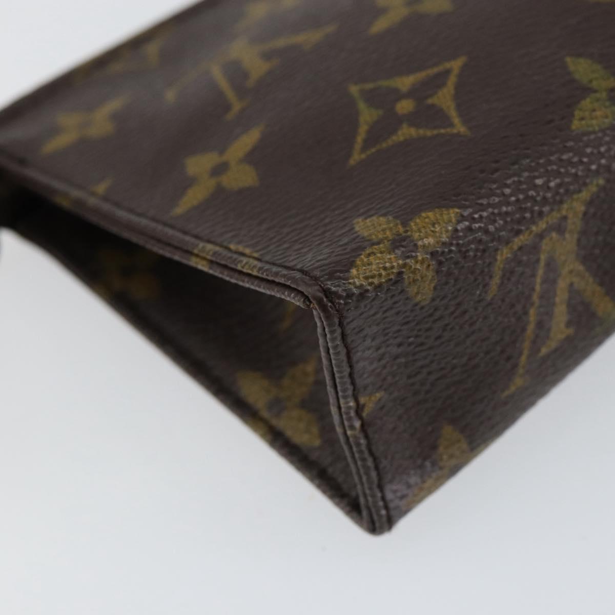 LOUIS VUITTON Monogram Poche Toilette 15 Pouch M47546 LV Auth th6509