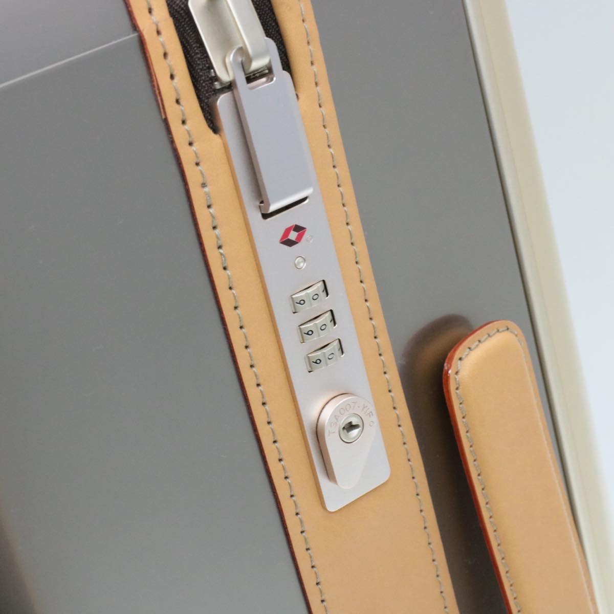 LOUIS VUITTON Monogram Titanium Horizon 55 Roller Suitcase M41226 LV Auth ak157SM