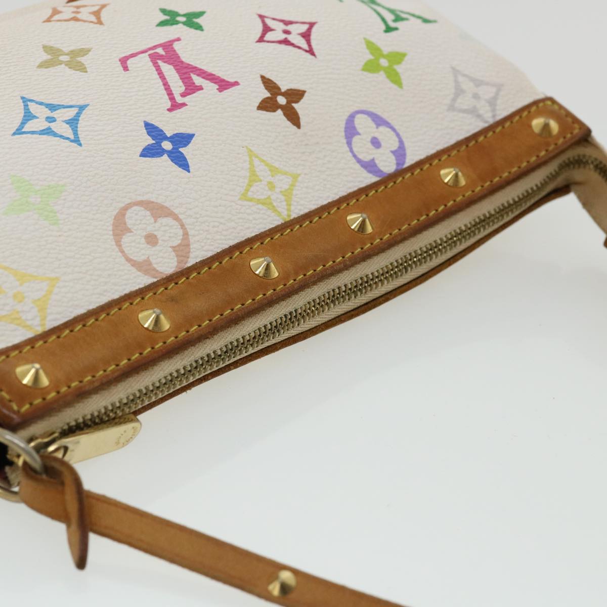 LOUIS VUITTON Multicolor Pochette Accessoires Pouch White M92649 LV Auth am651g