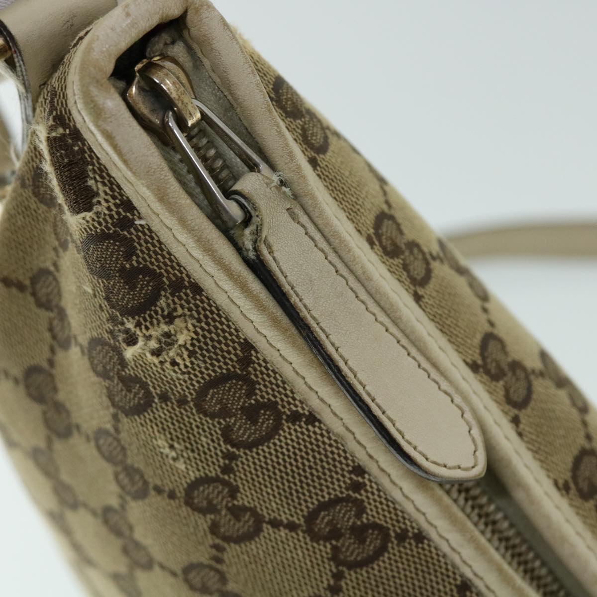 GUCCI GG Canvas Shoulder Bag Leather Beige 169998 Auth ti1248