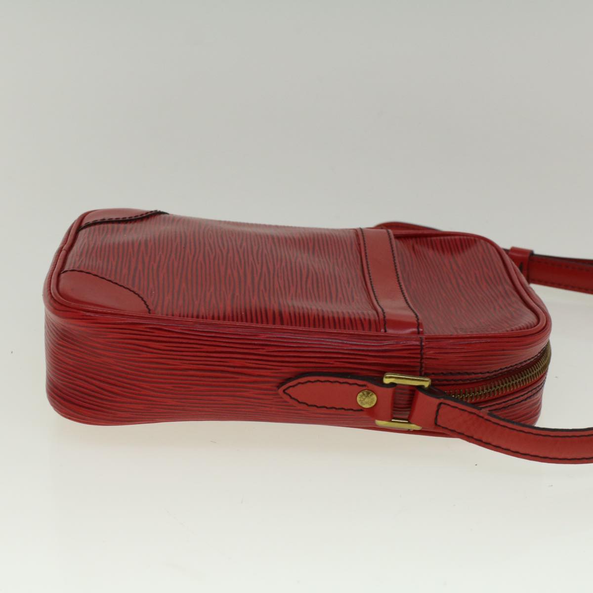 LOUIS VUITTON Epi Danube Shoulder Bag Red M45637 LV Auth ti1258