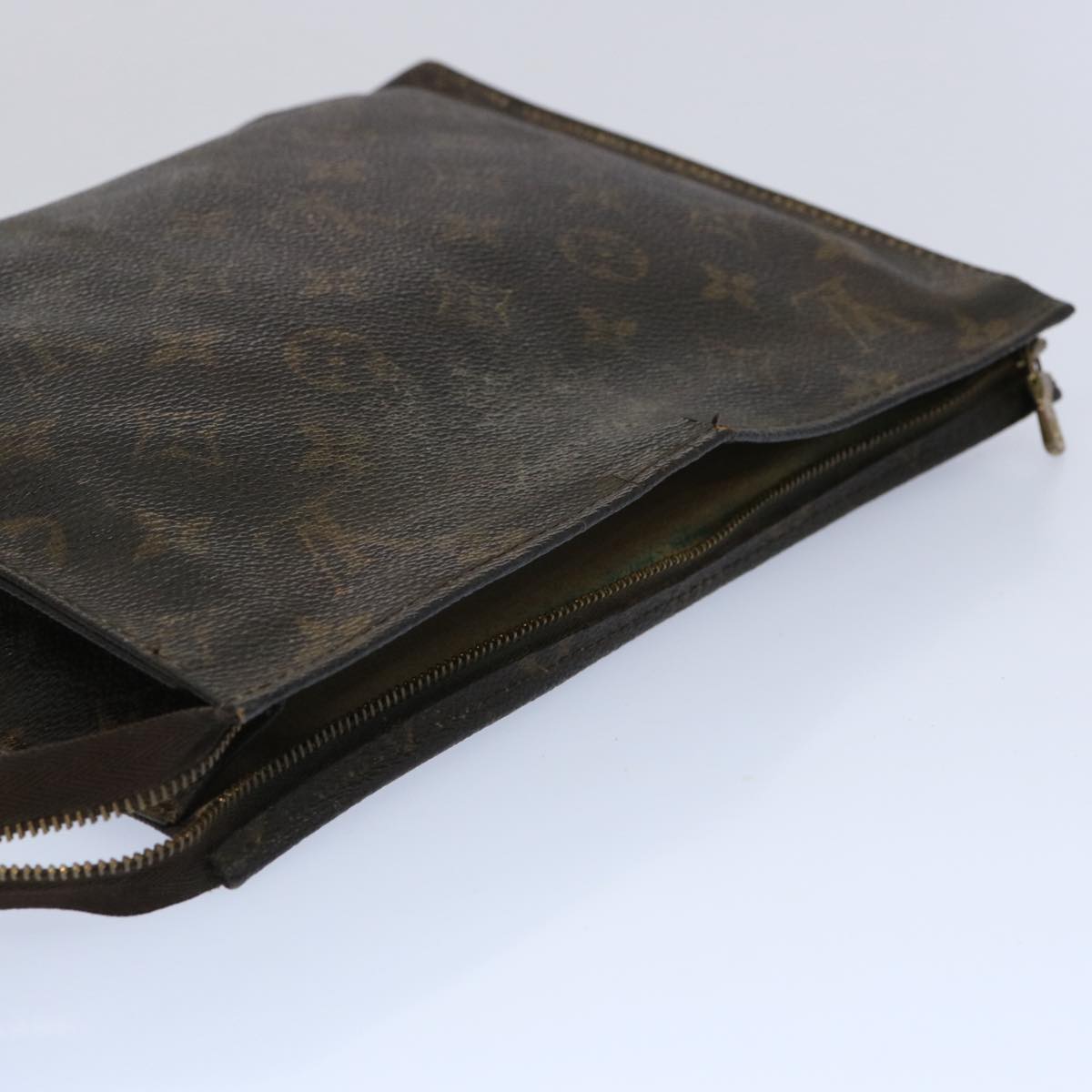 LOUIS VUITTON Monogram Poche Toilette 26 Pouch M47542 LV Auth ti1403