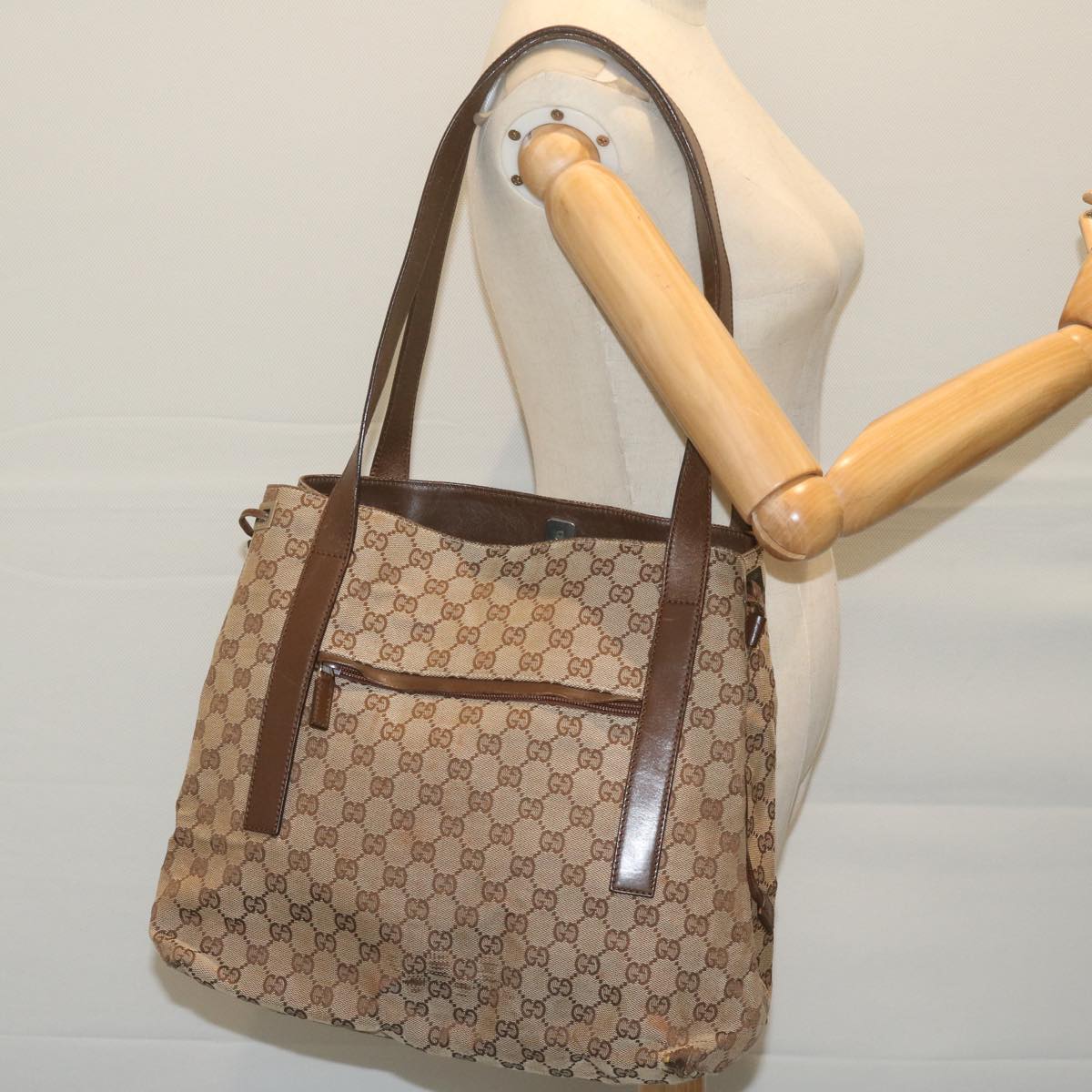 GUCCI GG Canvas Shoulder Bag Beige 30501 Auth ti1472