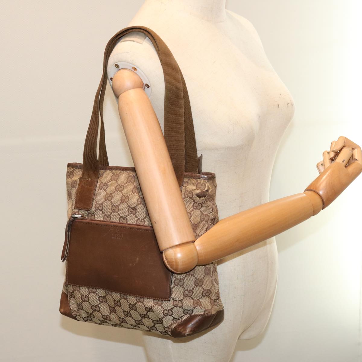 GUCCI GG Canvas Tote Bag Beige 28893 Auth ti1628