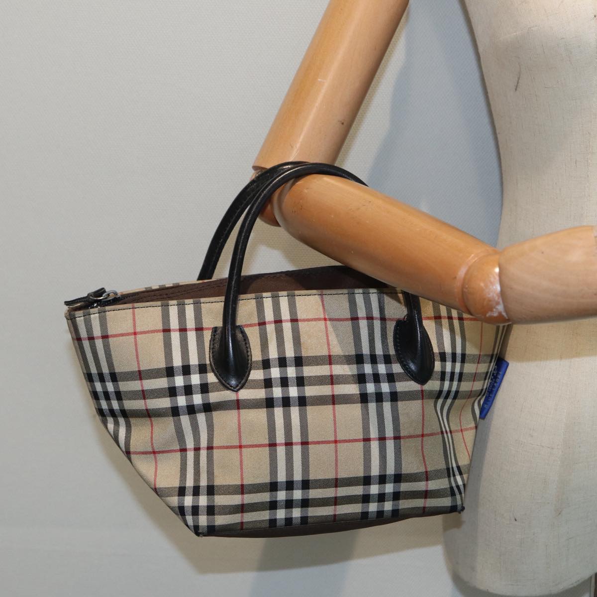 Burberrys Nova Check Blue Label Hand Bag Nylon Beige Silver Auth ti2012