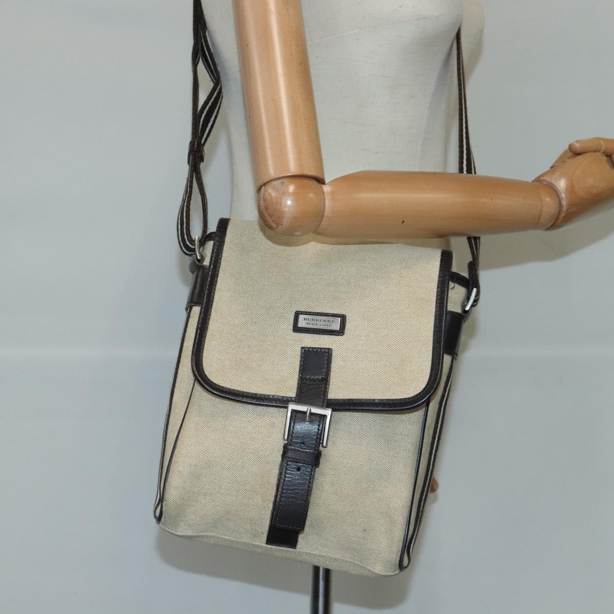 BURBERRY Shoulder Bag Canvas Beige Auth ti2263