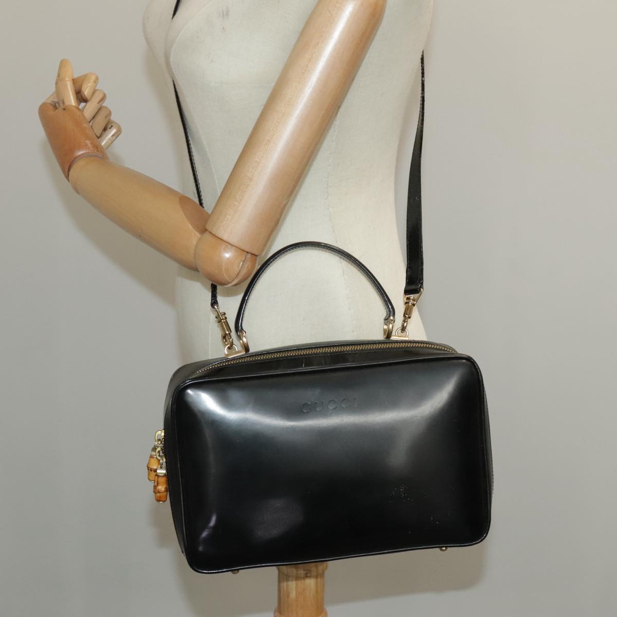 GUCCI Bamboo Hand Bag Enamel 2way Black Auth ti2333