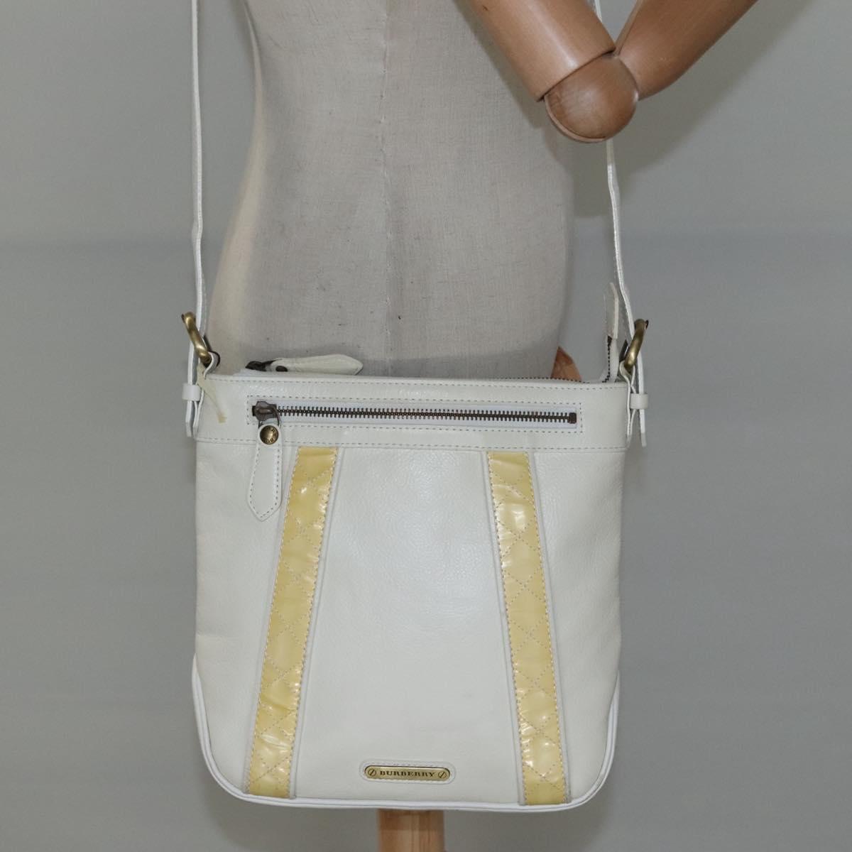 BURBERRY Shoulder Bag Leather White Auth ti2656