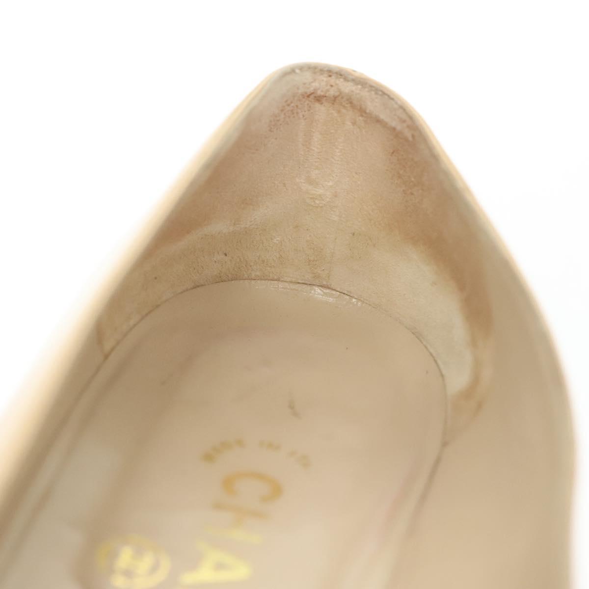 CHANEL Pumps High heels Leather Beige CC Auth ti3387