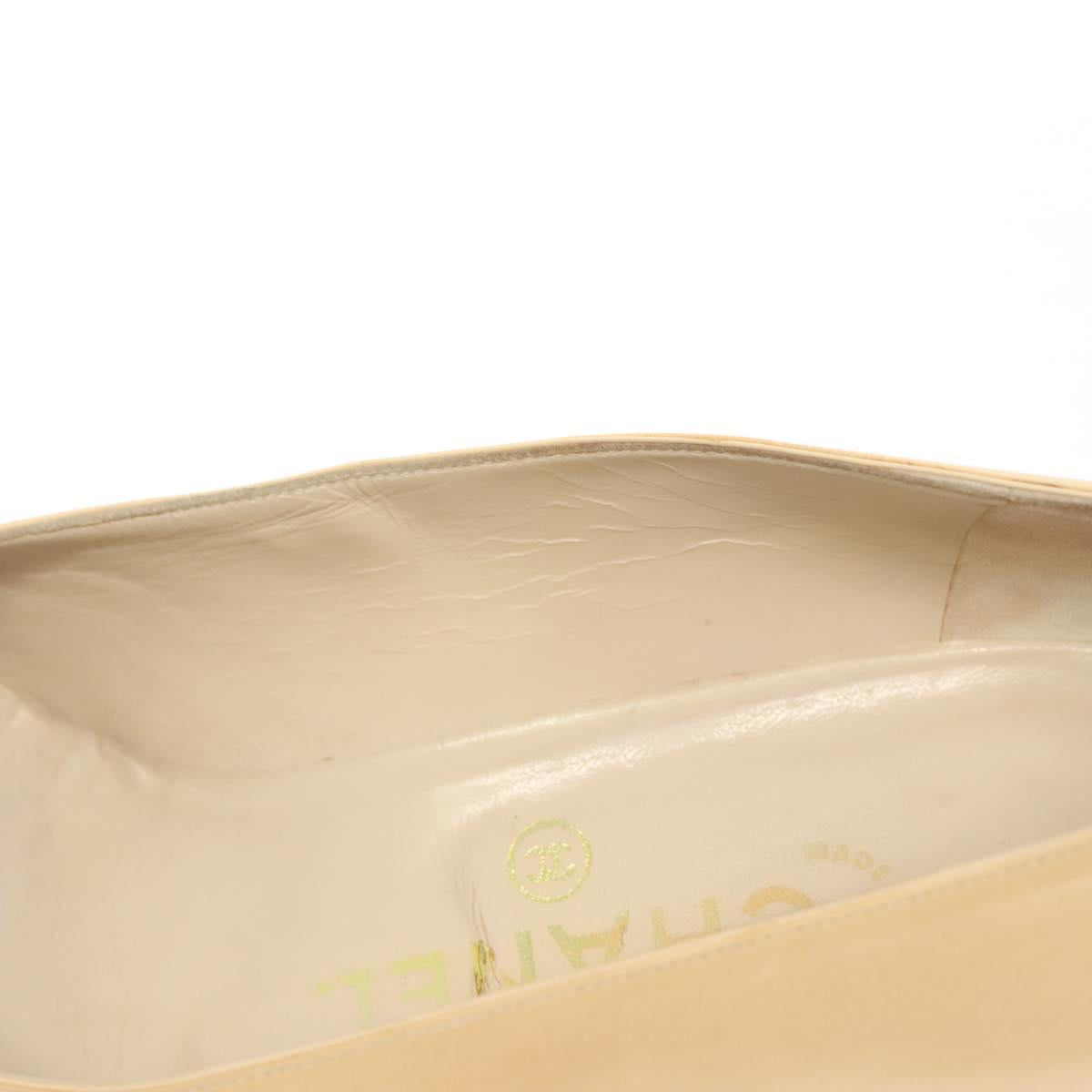 CHANEL Pumps High heels Leather Beige CC Auth ti3387