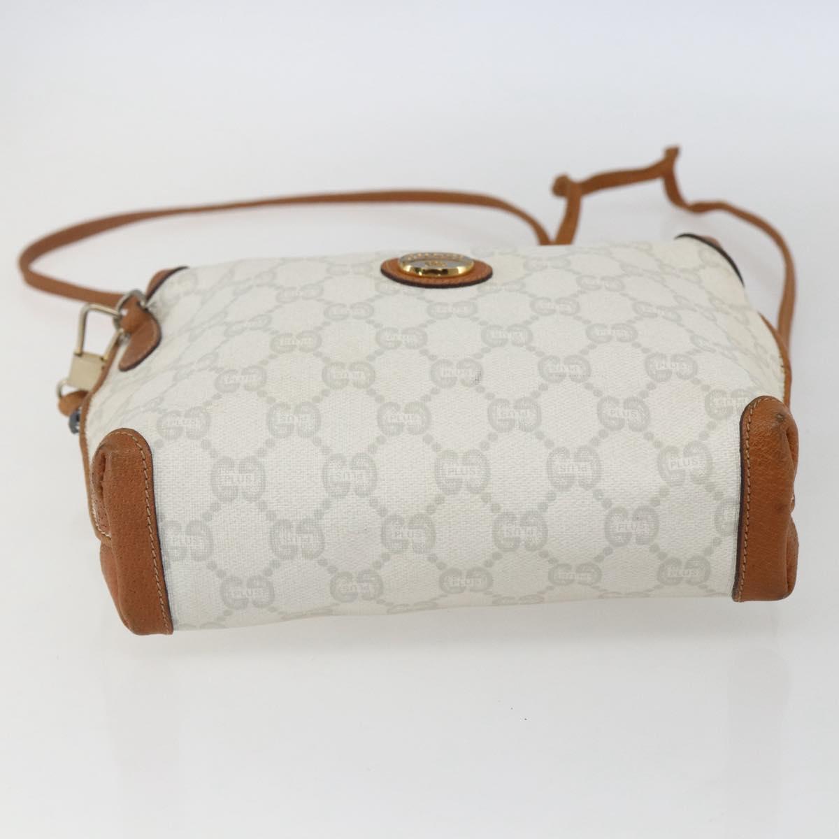 GUCCI GG Plus Supreme Shoulder Bag PVC Gold White Auth ti3663