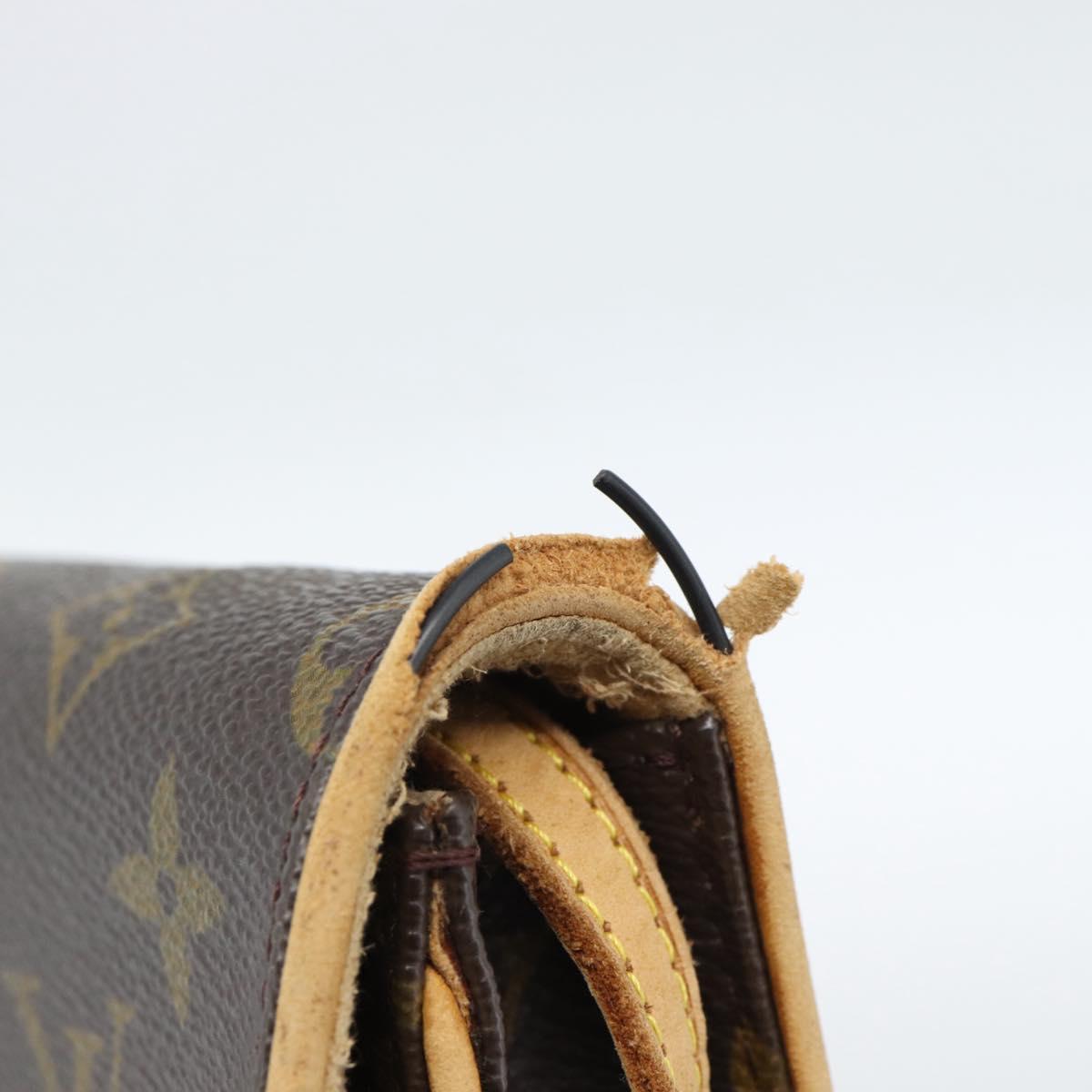 LOUIS VUITTON Monogram Pochette Twin GM Shoulder Bag M51852 LV Auth ti3955