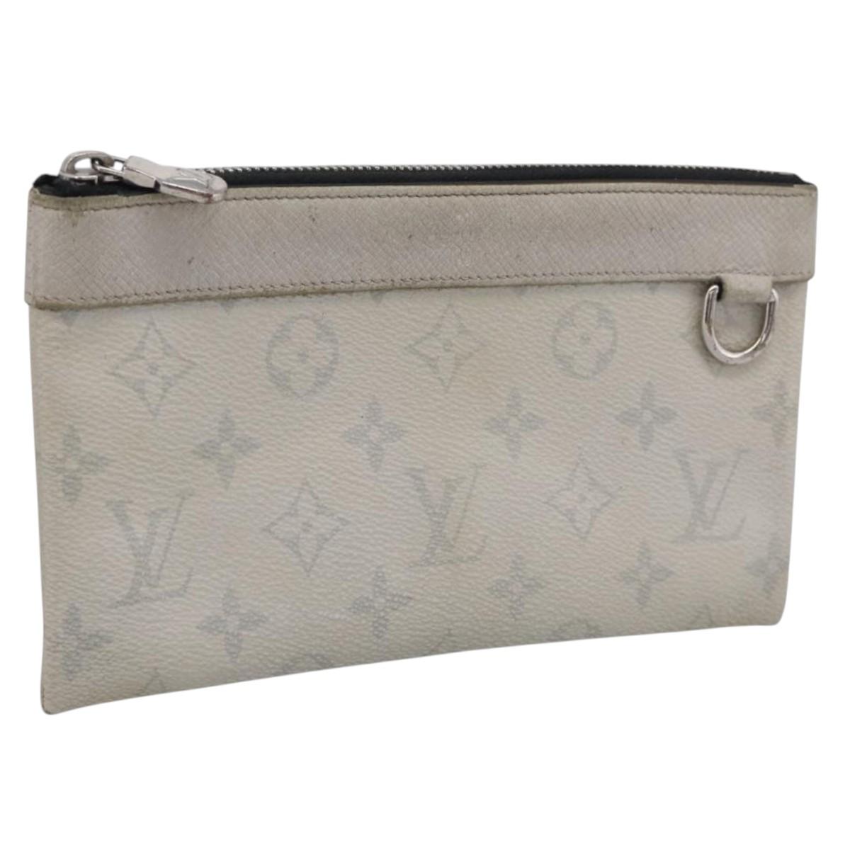 LOUIS VUITTON Taigalama Pochette Discovery PM Bag White M30279 LV Auth ti4043