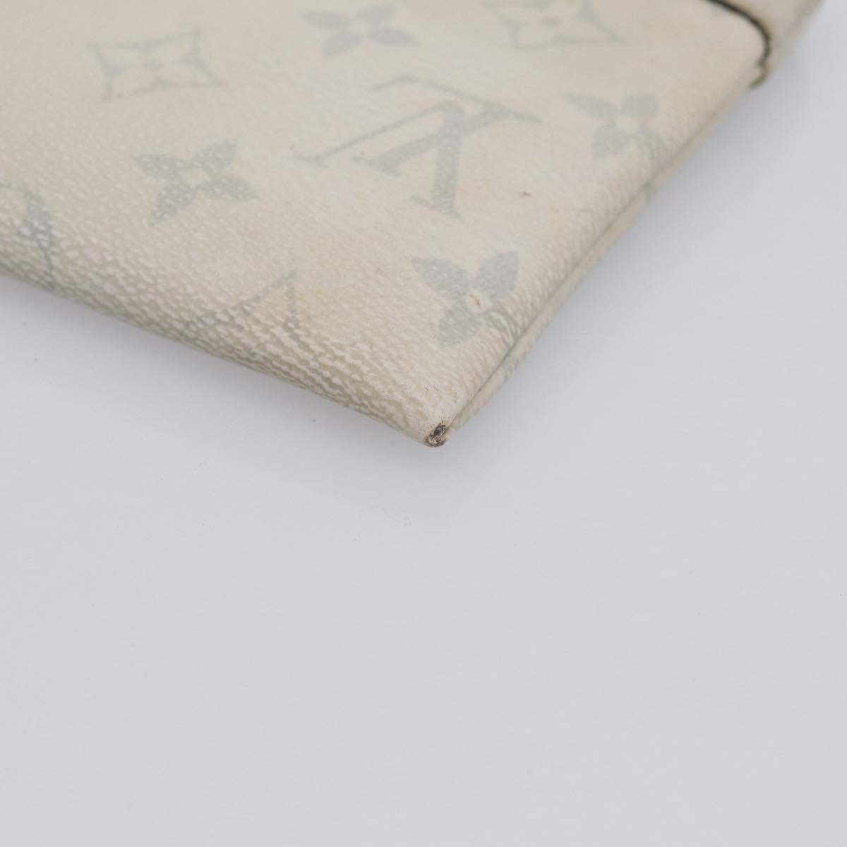 LOUIS VUITTON Taigalama Pochette Discovery PM Bag White M30279 LV Auth ti4043