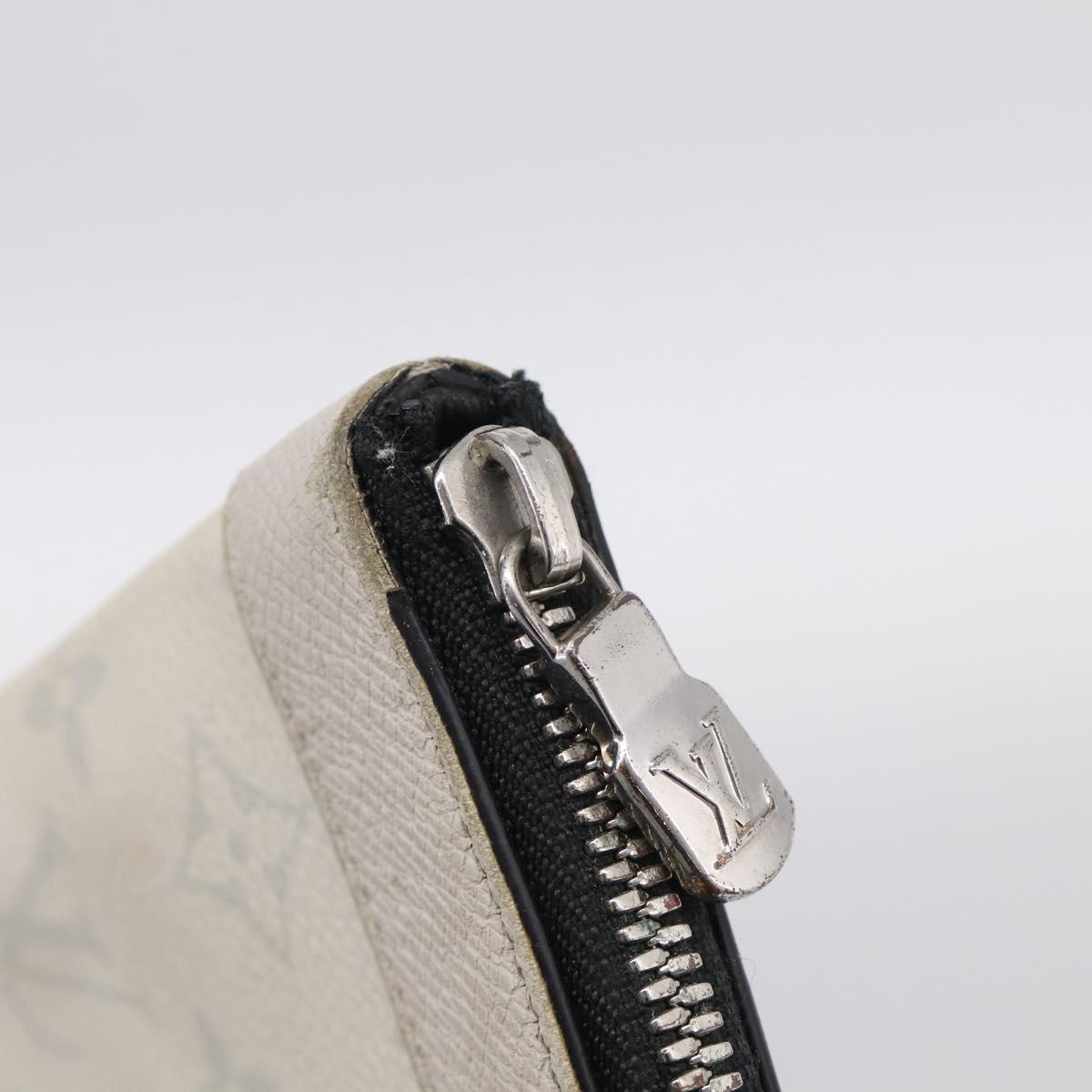 LOUIS VUITTON Taigalama Pochette Discovery PM Bag White M30279 LV Auth ti4043